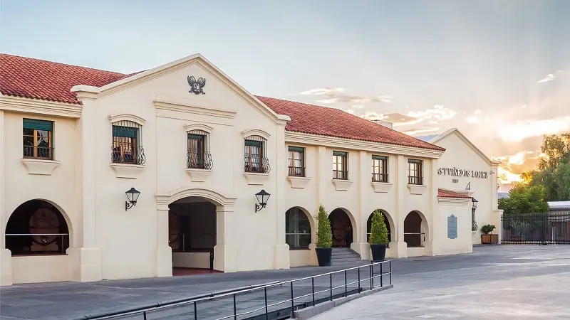 Bodega López em Mendoza: Fachada