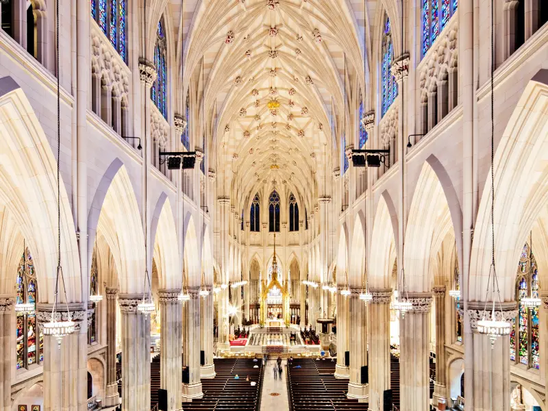 Interior da St. Patrick’s Cathedral em Nova York