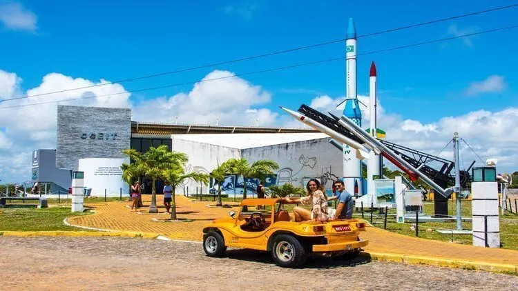 Passeio de buggy no Centro de Lançamento da Barreira do Inferno próximo a Natal