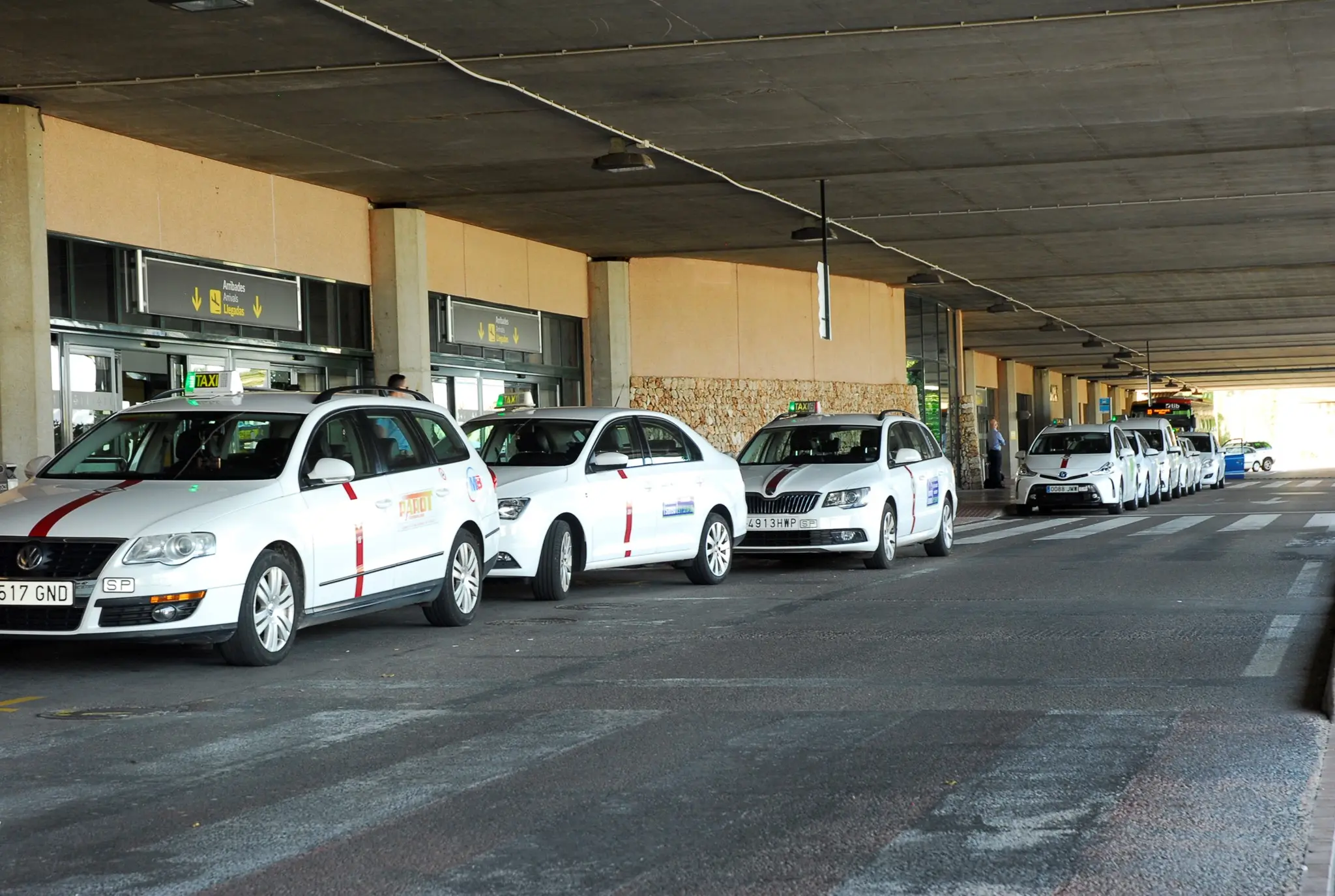 Como ir do aeroporto de Menorca até o centro e hotel