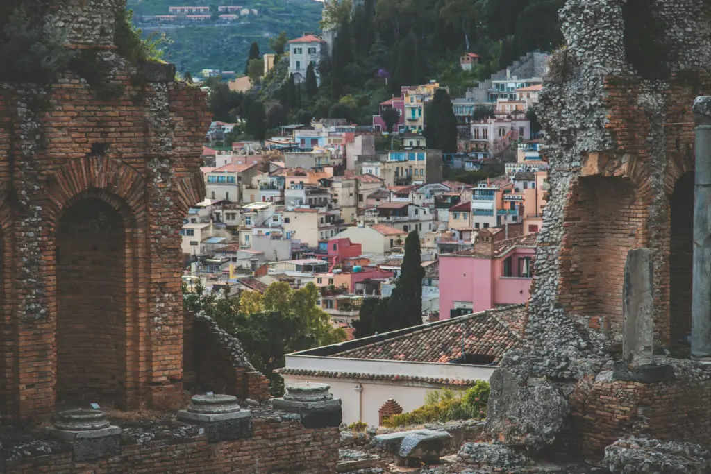 Roteiro de 1, 2 e 3 dias por Taormina Roteiro de 1, 2 e 3 dias por Taormina