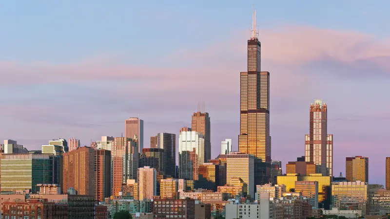 Vista da Willis Tower e arranha-céus em Chicago