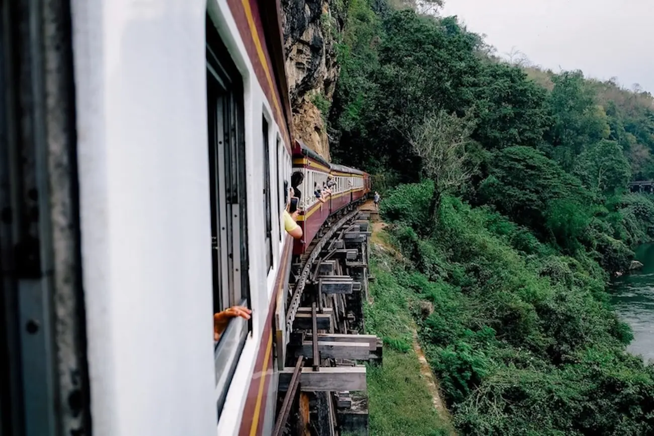 Roteiros de trem e ônibus na Tailândia