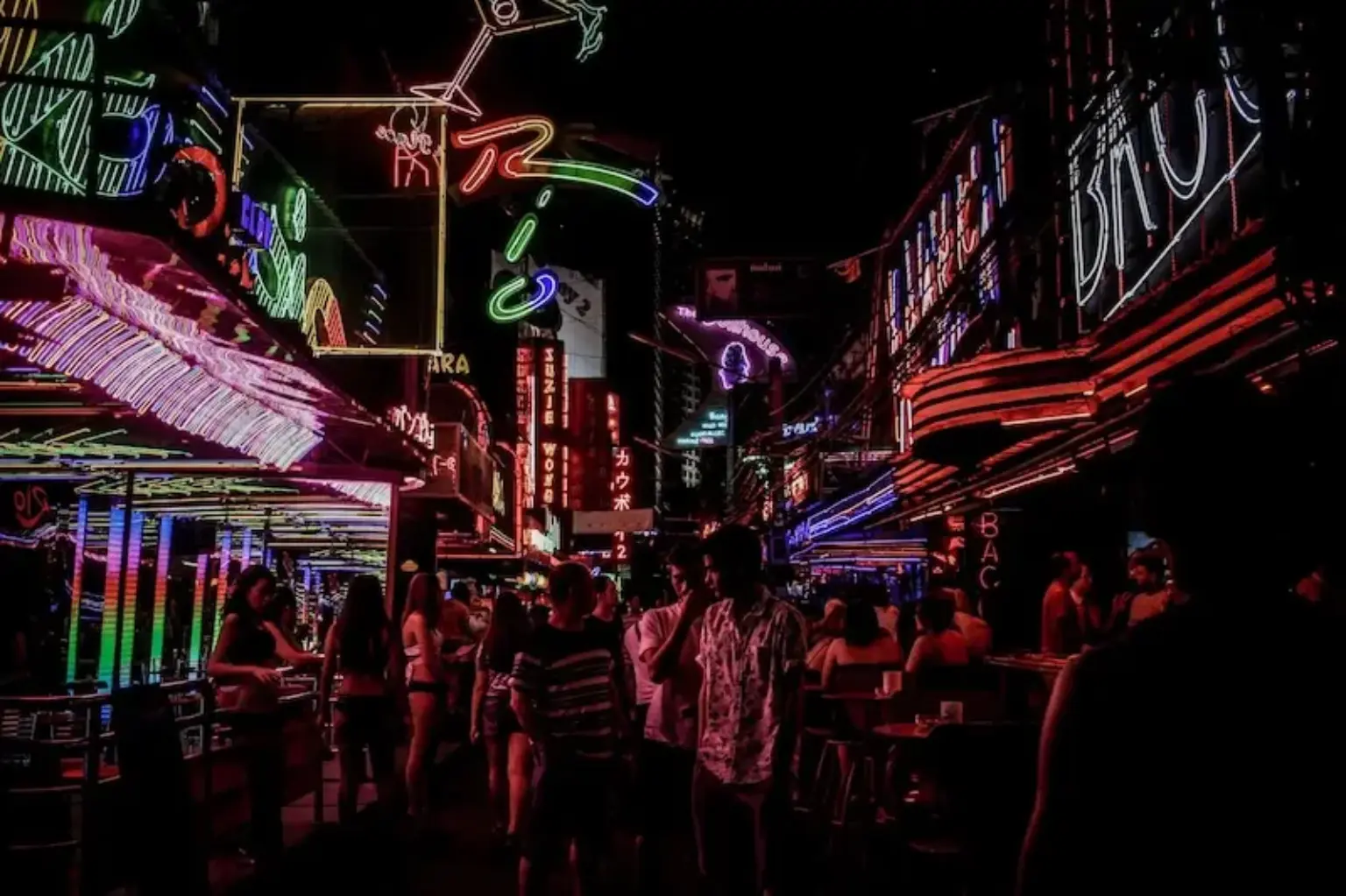 O que fazer à noite em Krabi: restaurantes, bares e baladas O que fazer à noite em Krabi: restaurantes, bares e baladas