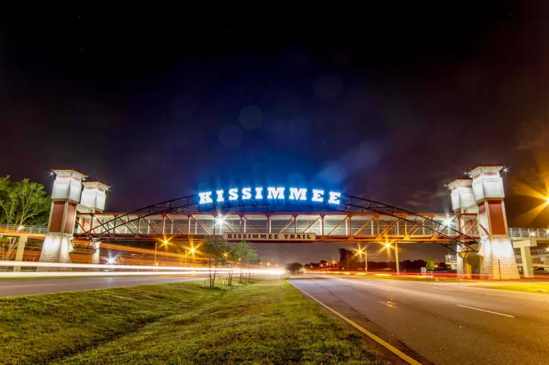 Kissimmee à noite