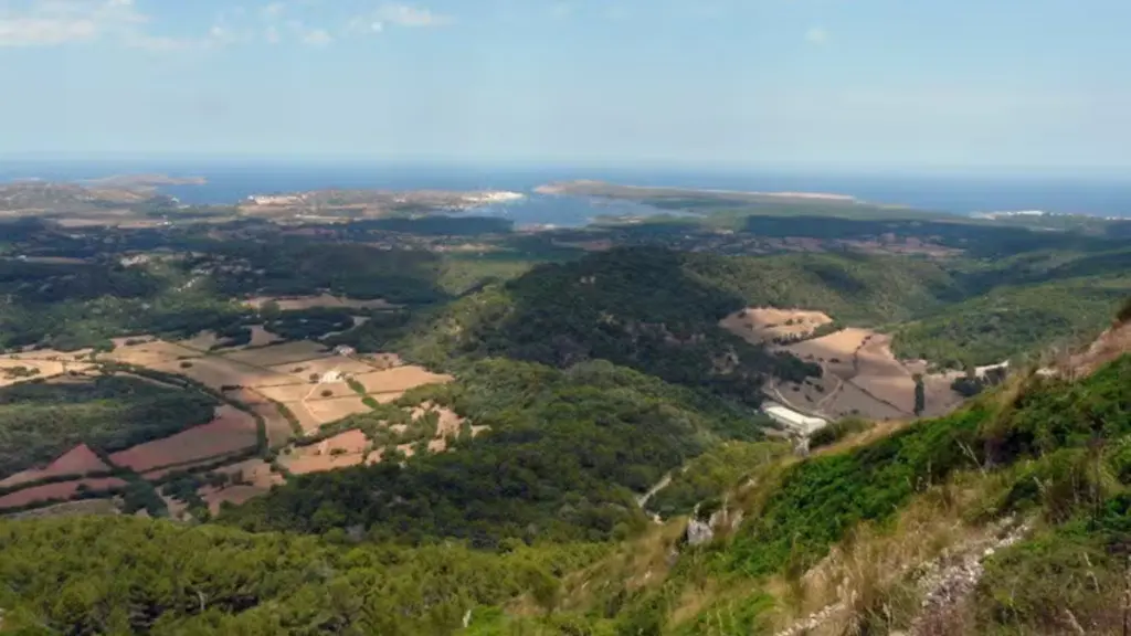 Montes verdes de Menorca