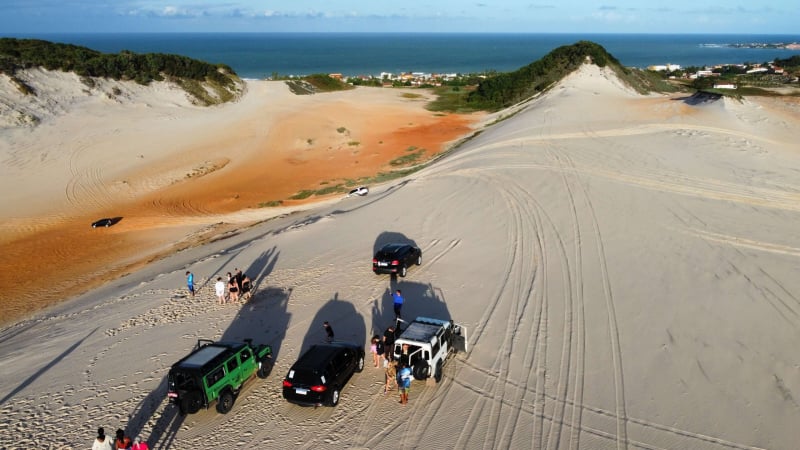 Veículos para o passeio de 4x4 pelo litoral sul de Natal