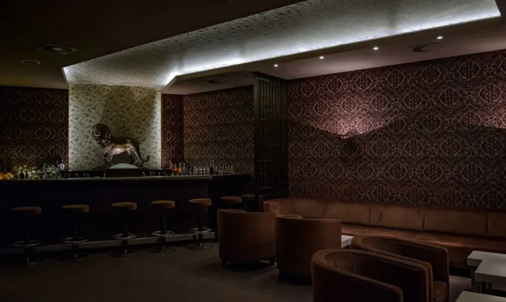 Le Lion – Bar de Paris