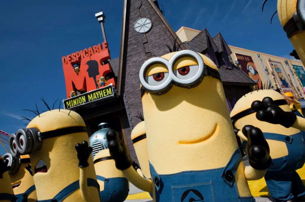 Brinquedo dos Minions no parque Universal Studios em Orlando Brinquedo dos Minions no parque Universal Studios em Orlando
