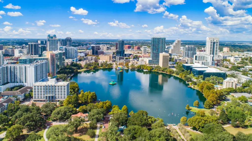 Vista de um dia ensolarado em Orlando