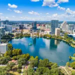 Vista de um dia ensolarado em Orlando