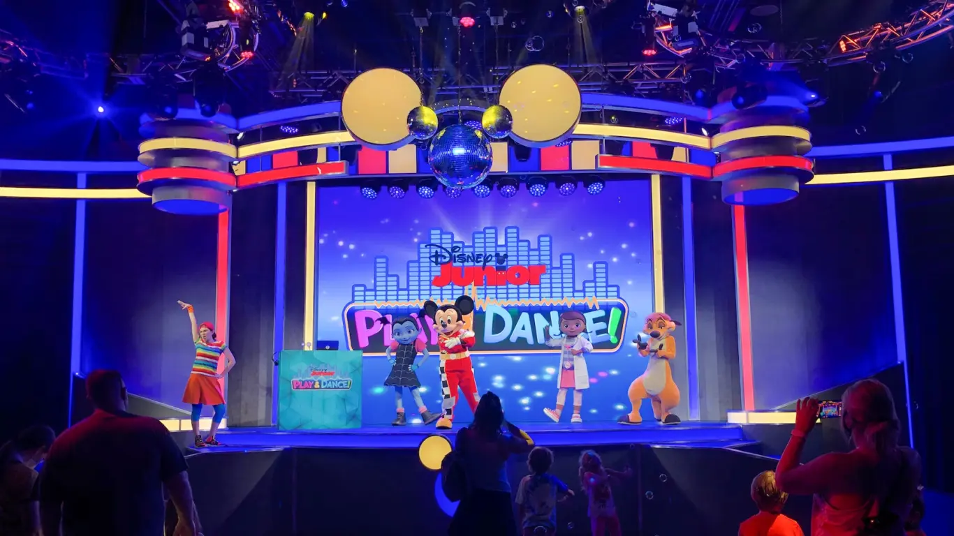 Disney Junior Play and Dance! - Animation Courtyard