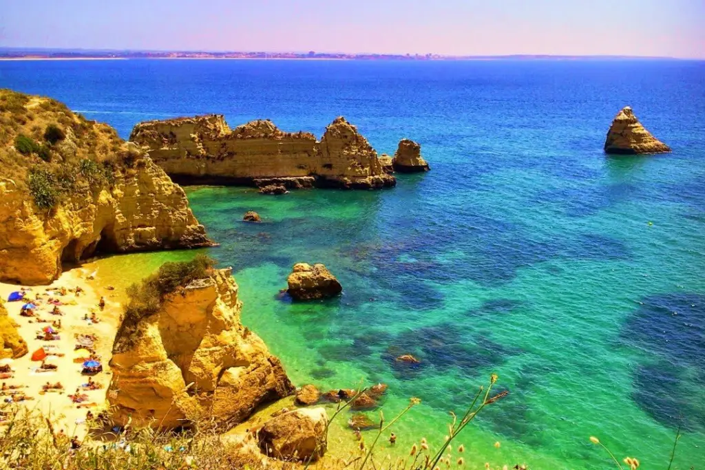 Praia Dona Ana