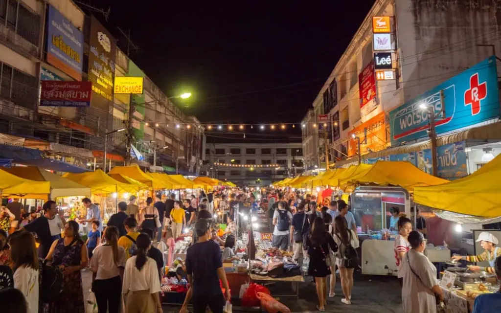 Mercado Night Market em Krabi: o que fazer Mercado Night Market em Krabi: o que fazer