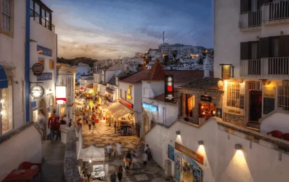 Faro à noite