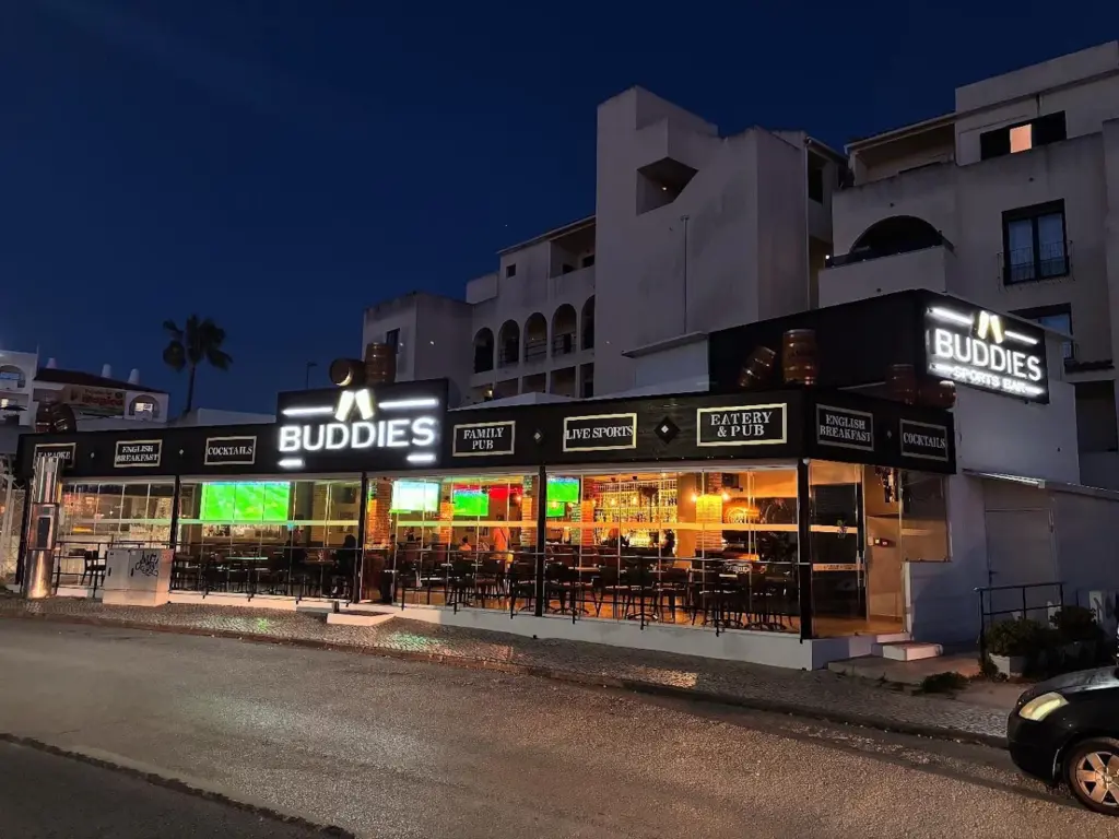 Buddies Sports Bar
