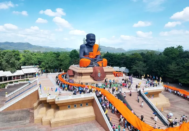 Wat Huay Mongkol
