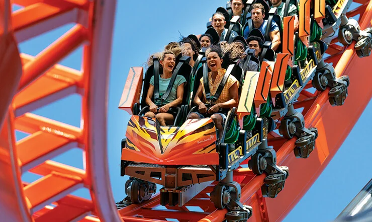 Montanha-russa Tigris no Busch Gardens Montanha-russa Tigris no Busch Gardens