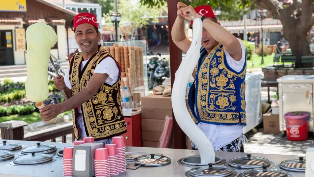 Sorvete para crianças em Istambul