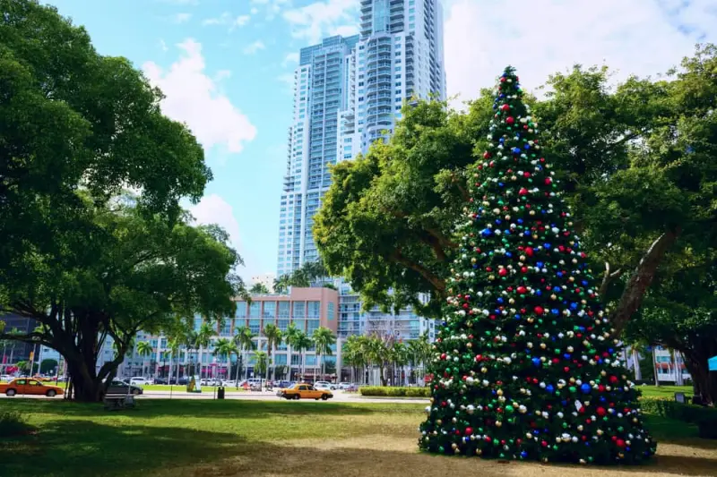 Árvore de Natal no Bayfront Park em Miami
