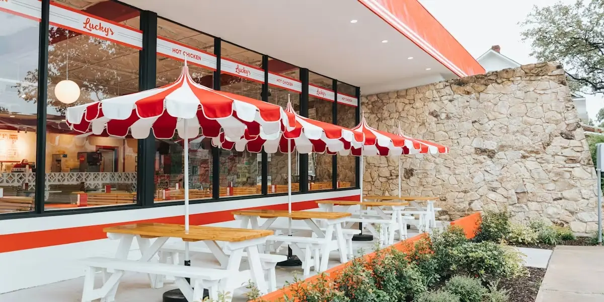 Lucky’s Hot Chicken em Dallas