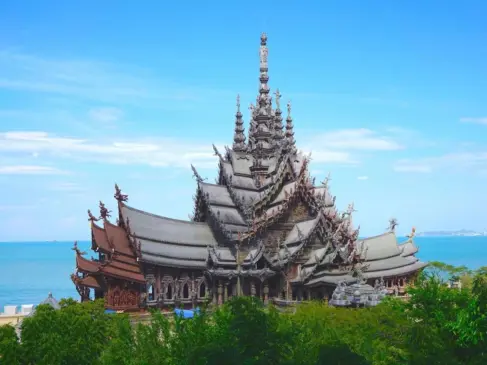 Visita ao Templo Sanctuary of Truth em Pattaya