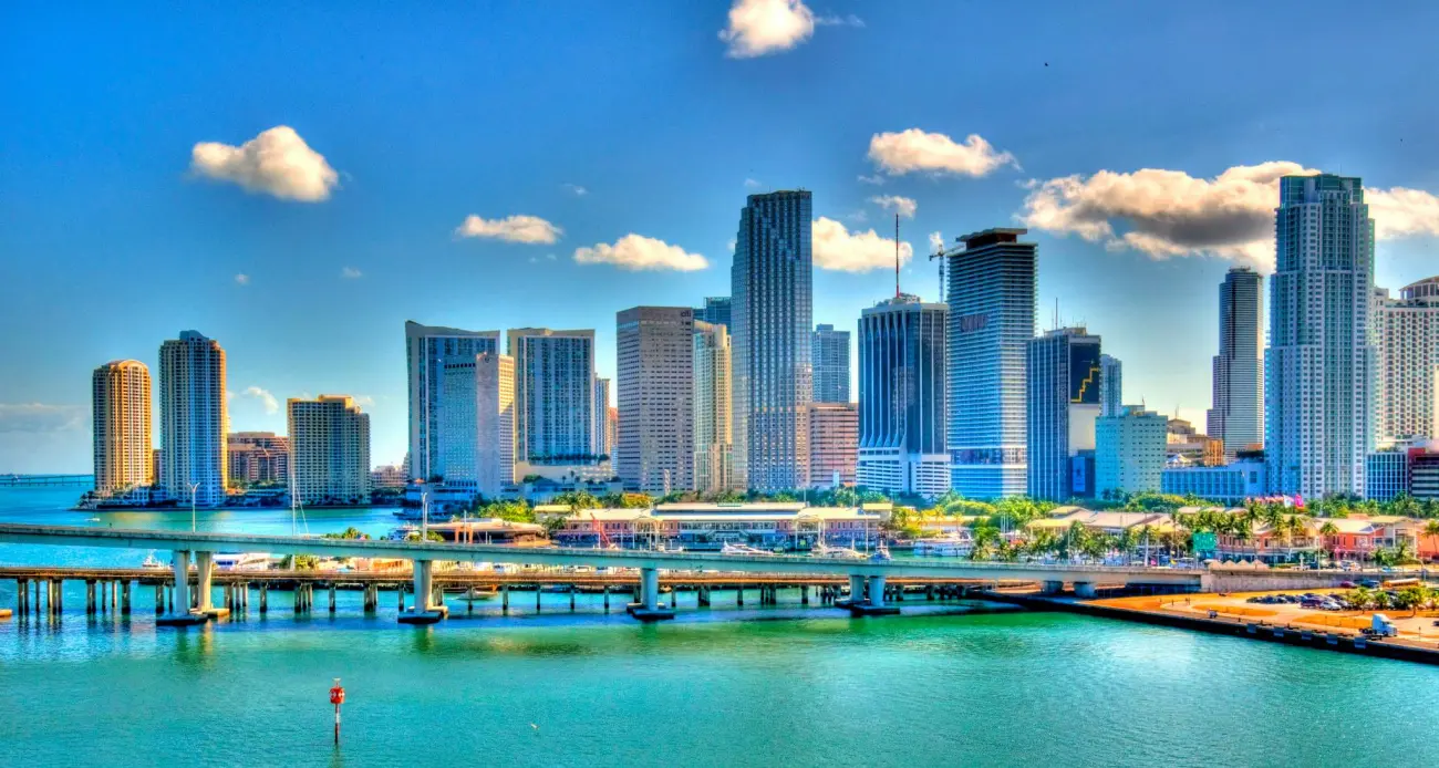 Paisagem de Miami durante o dia Paisagem de Miami durante o dia