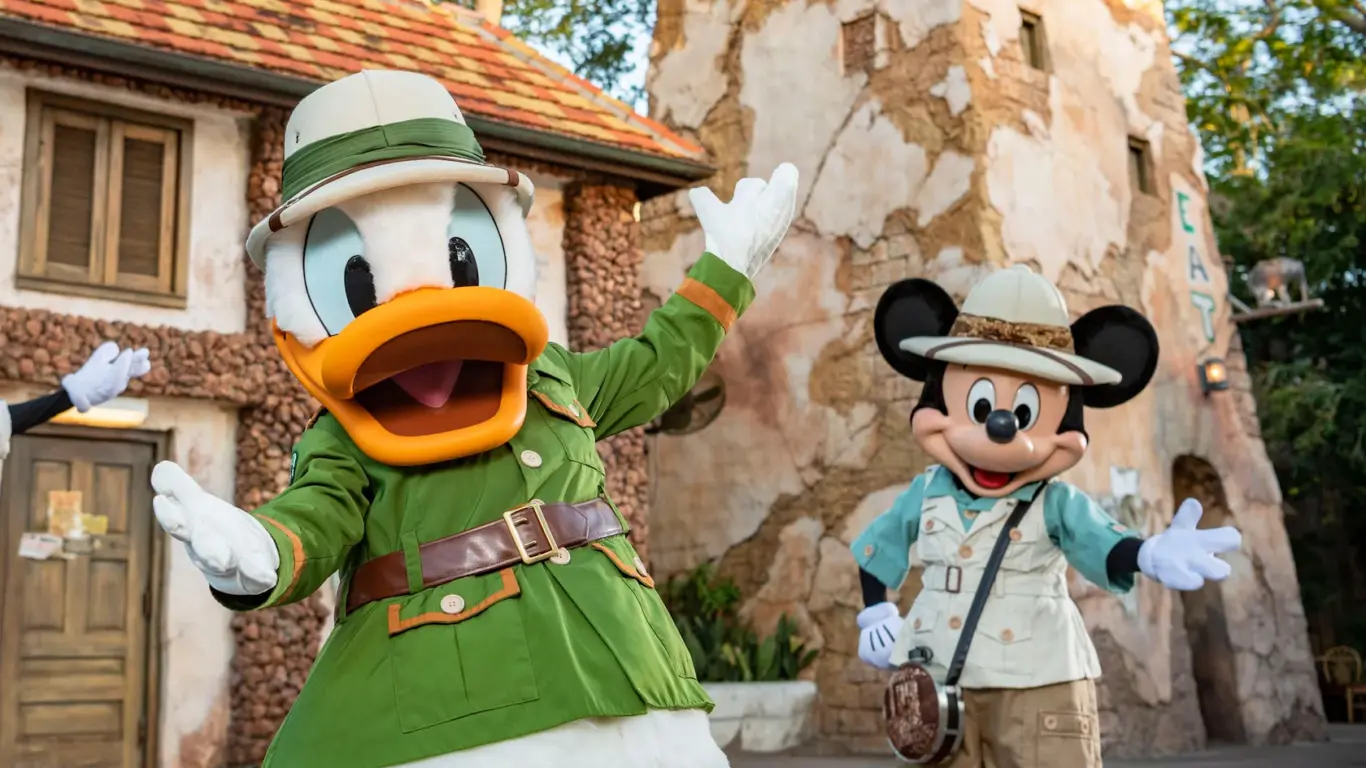 Mickey e Pato Donald no Disney Animal Kingdom 