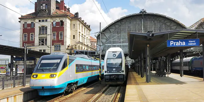 Trem em Praga