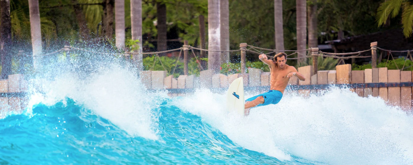 Aulas de surf no Disney Typhoon Lagoon