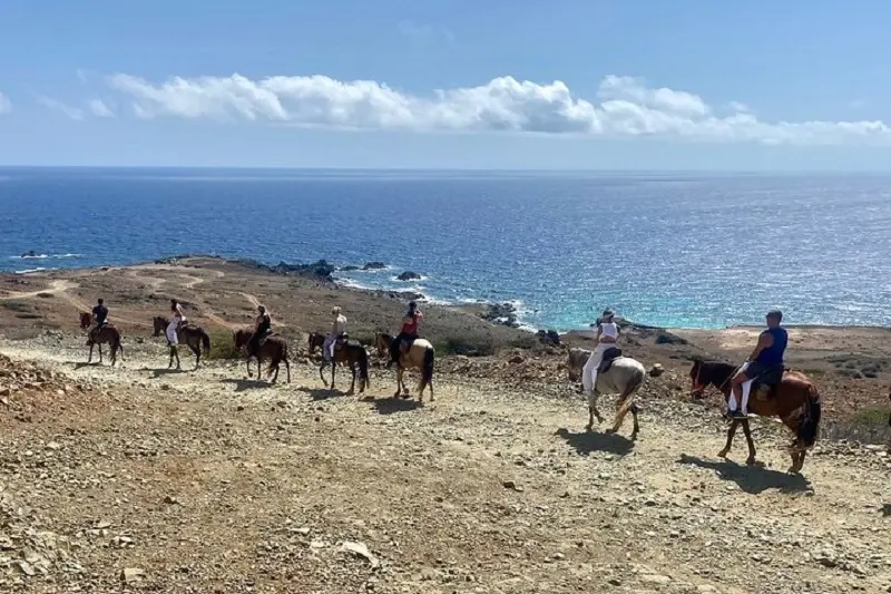 Passeio a cavalo pelo norte de Aruba