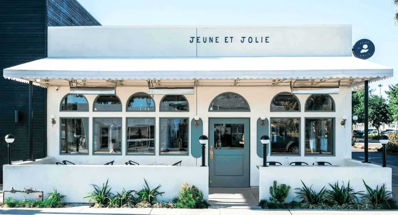 Jeune et Jolie em San Diego