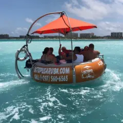Aluguel de donut boat em Aruba