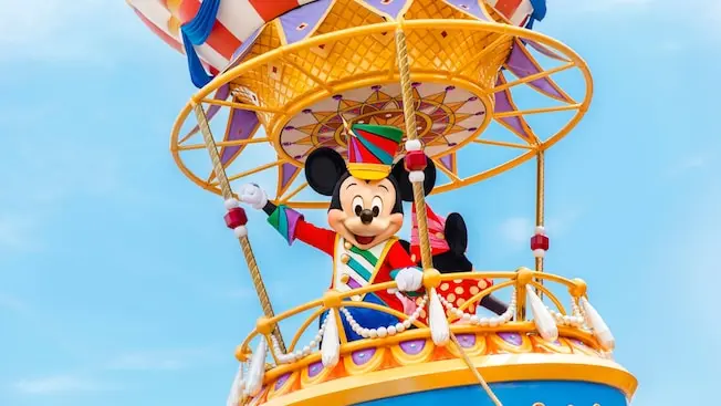 Disney Festival of Fantasy Parade