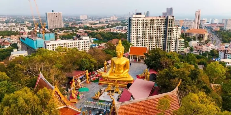 Wat Phra Yai Pattaya - vista