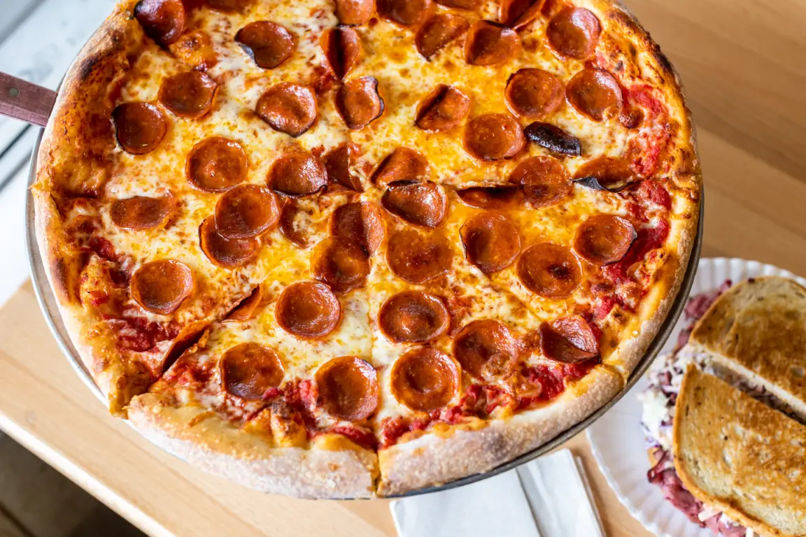 Prato no Little Deli & Pizzeria em Austin