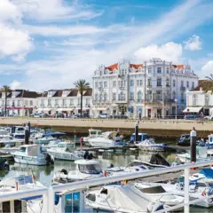 Onde ficar em Vila Real de Santo Antônio: melhor região e hotéis baratos!