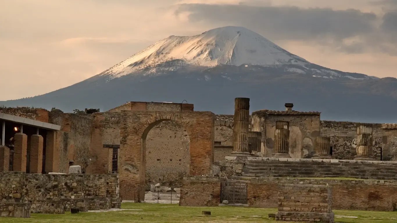Monte Vesúvio e Pompeia