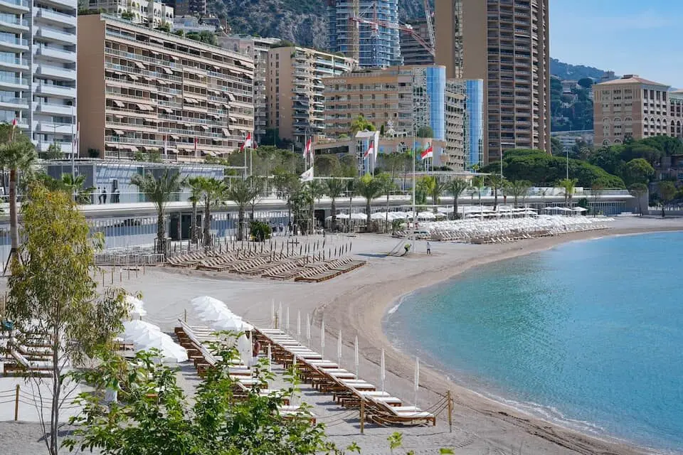 Larvotto Beach