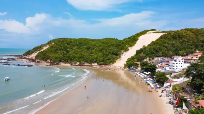 Vista da Praia de Ponta Negra e do Morro do Careca em Natal