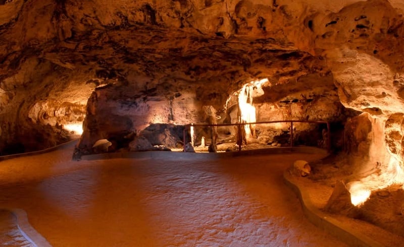 Hato Caves em Curaçao