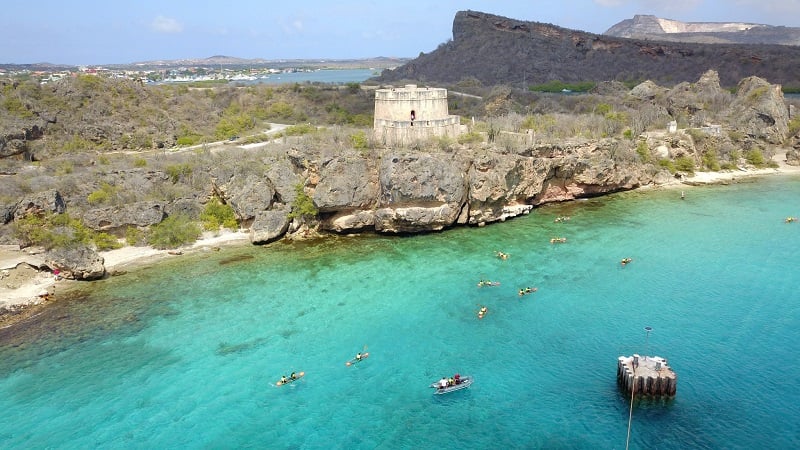 Baía Caracas em Curaçao