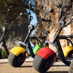 Ingresso para o tour de moto elétrica pela baía de Caracas