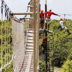 Tirolesa e buggy no Bavaro Adventure Park em Punta Cana