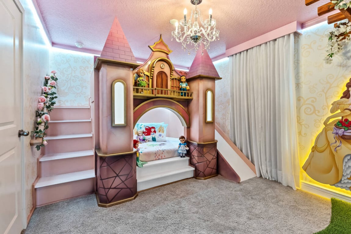 Quarto temático das princesas em casa para aluguel em Orlando