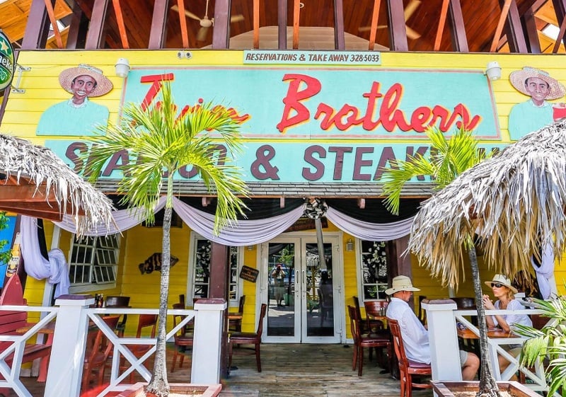Fish Fry at Arawak Cay em Nassau
