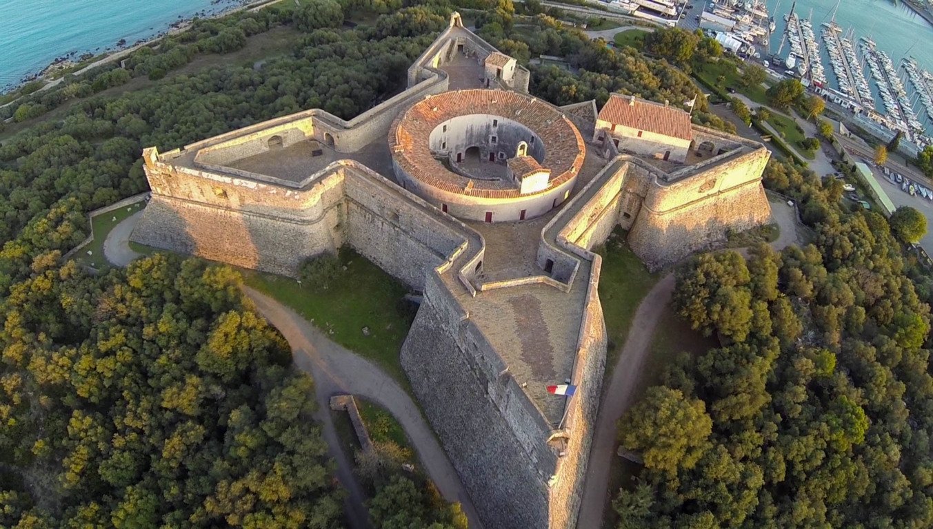 Forte Carré
