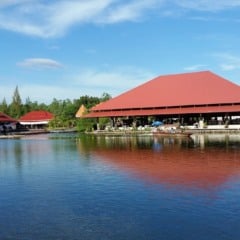 Mercado Flutuante de Hua Hin: compras e cultura