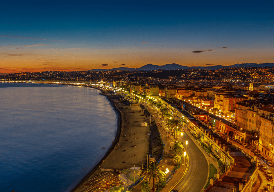 Promenade ao entardecer em Nice