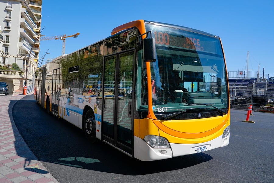 Ônibus público em Nice